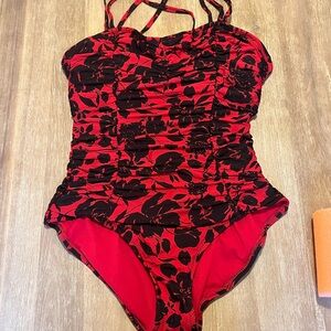 Jantzen Red and Black Floral Women's Swimsuit